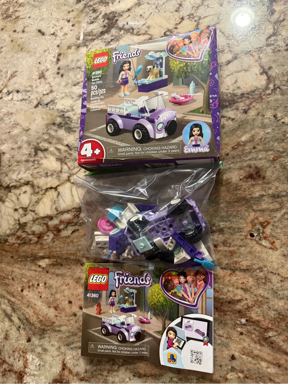 Lego Friends-Emma’s mobile vet clinic